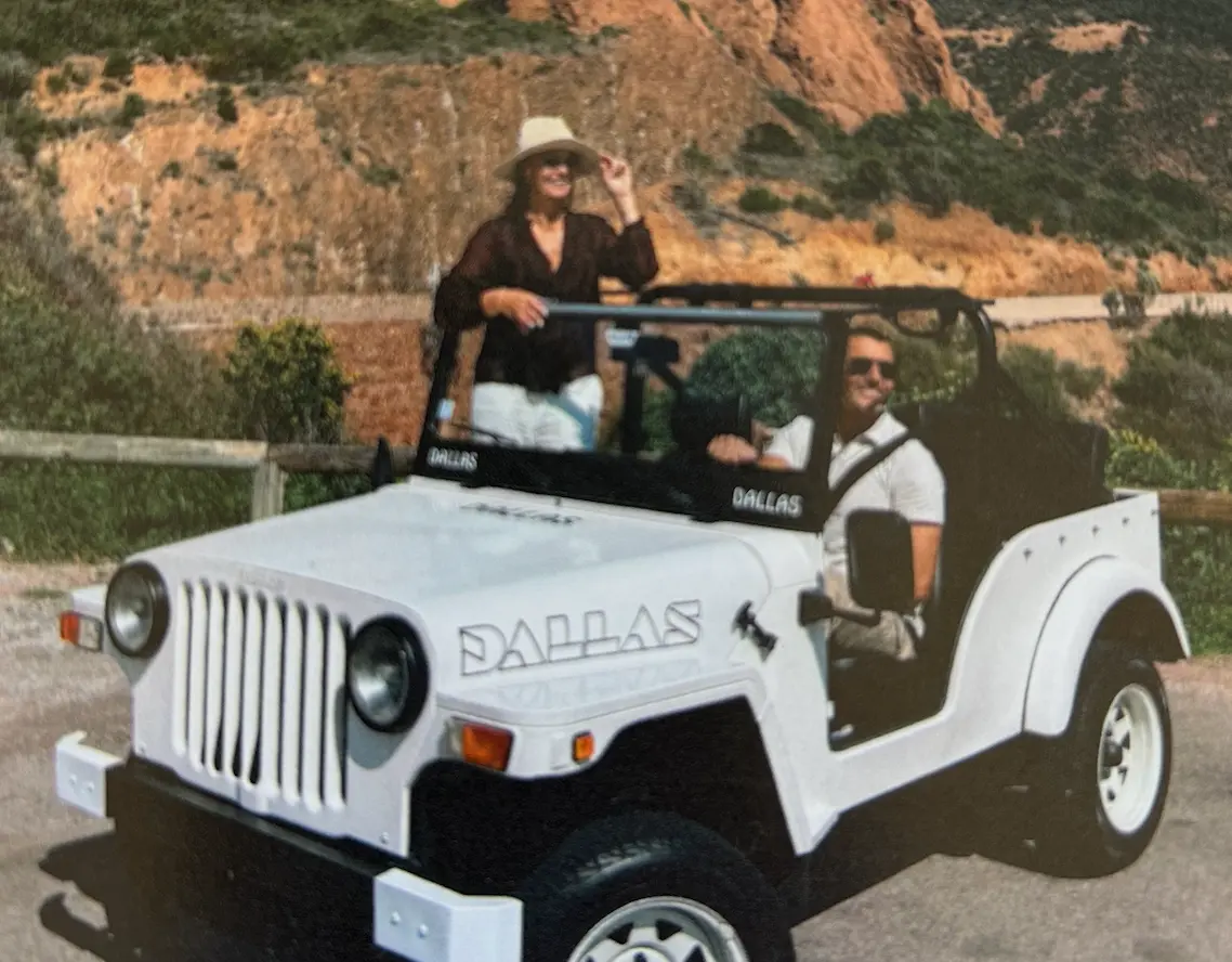 Vintage car rental on the French Riviera — Dallas Riviera
